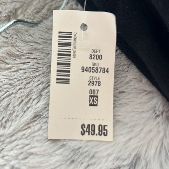 Two pairs of Aeropostale joggers, One new with tags - Picture 9 of 9